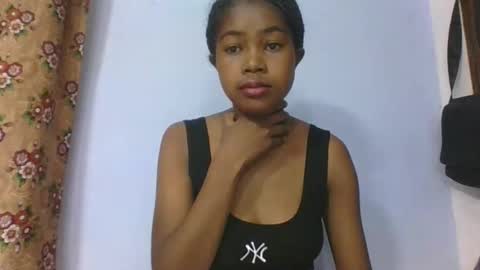 Snapshot of phania185885 chatting on April 2026 05:02:02 AM phania185885 online show from April 2026 05:02:02 AM