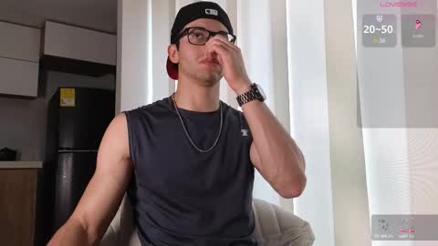 phantom_bigger1 online show from October 2025 12:58:01 PM