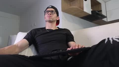 phantom_bigger1 online show from October 2025 01:10:01 PM