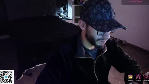 Snapshot of phantom_bigger1 chatting on May 2026 03:02:01 AM phantom_bigger1 online show from May 2026 03:02:01 AM