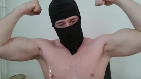 Snapshot of phantomgent chatting on April 2026 05:14:01 PM phantomgent online show from April 2026 05:14:01 PM