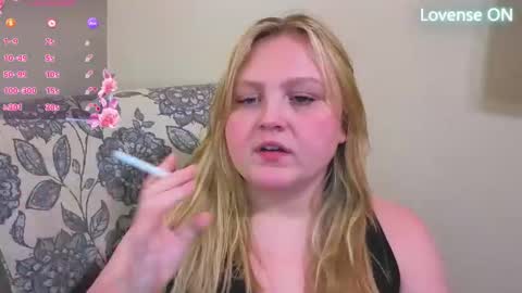 Snapshot of phatassblond chatting on April 2026 05:03:01 AM PhatAssBlond online show from April 2026 05:03:01 AM