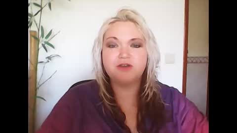 Snapshot of phatpcat73 chatting on April 2026 01:53:01 PM phatpcat73 online show from April 2026 01:53:01 PM