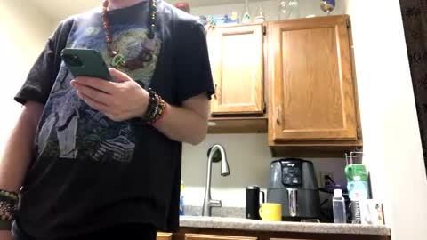 Phil online show from January 2025 03:37:01 AM