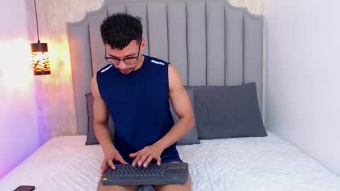 Milo online show from May 2026 02:07:02 AM