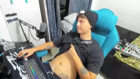 philip_dj online show from February 2026 02:49:02 AM