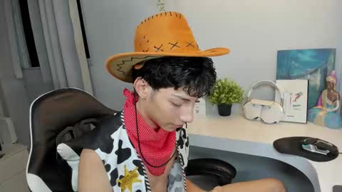 Phil.   INDEPENDENT MODEL online show from November 2025 02:02:02 AM