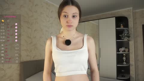 Bella online show from January 2025 08:00:01 PM