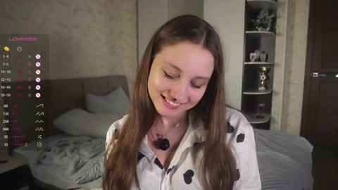 Bella online show from February 2025 12:03:01 AM