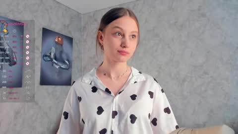 Bella online show from March 2025 12:06:02 PM