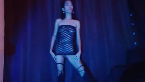 Online at weekends Friday to Sunday online show from September 2025 09:25:02 AM