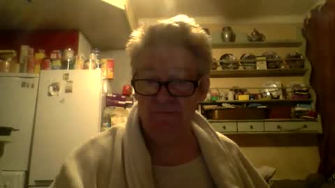 Snapshot of phillboys chatting on January 2026 05:44:02 AM phillboys online show from January 2026 05:44:02 AM