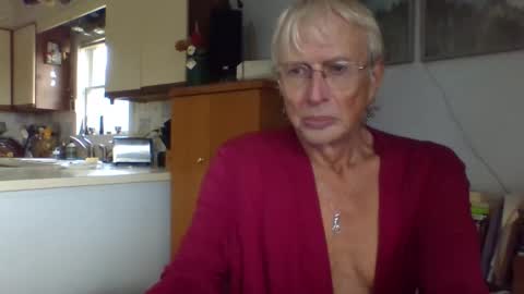 phillipa online show from November 2025 05:42:01 PM