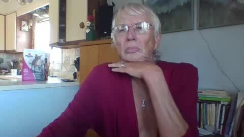 phillipa online show from November 2025 03:56:02 PM