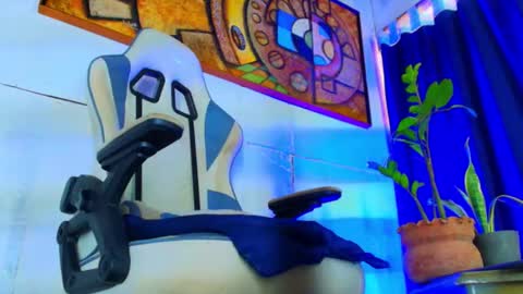 Snapshot of phlilloyhighclouds chatting on October 2025 12:49:02 PM phlilloyhighclouds online show from October 2025 12:49:02 PM