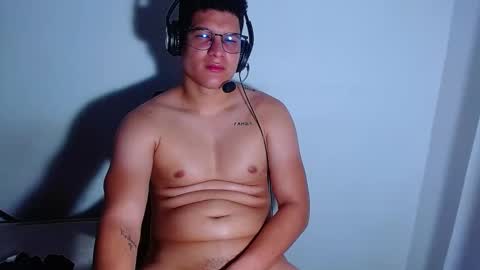 AdnierGnz online show from January 2025 02:52:01 PM