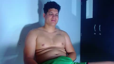 AdnierGnz online show from April 2026 06:03:01 AM