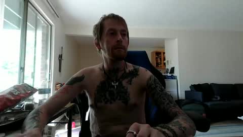 Snapshot of phrostdd chatting on June 2026 06:54:01 PM FrankenDaddy online show from June 2026 06:54:01 PM