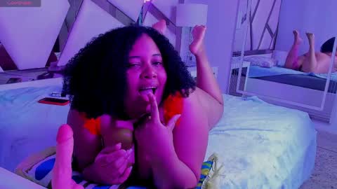 phyllisdunbar online show from April 2026 09:39:33 PM