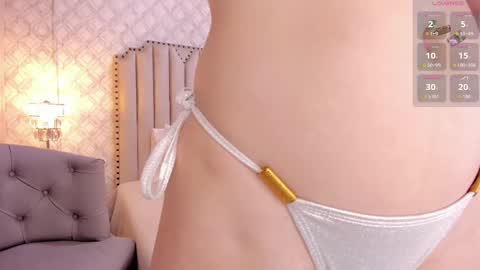 Snapshot of pia_johnson_ chatting on September 2025 01:55:01 PM online show from September 2025 01:55:01 PM