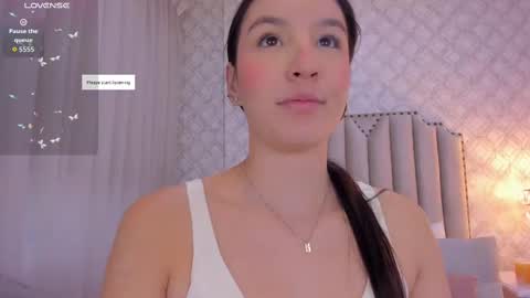 Snapshot of pia_johnson_ chatting on October 2025 11:18:02 AM online show from October 2025 11:18:02 AM