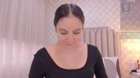 Snapshot of pia_johnson_ chatting on December 2025 11:41:01 AM online show from December 2025 11:41:01 AM