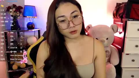 Pia online show from February 2025 11:39:02 AM