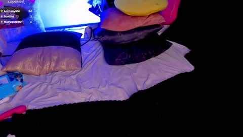  PIA FISHER  online show from February 2025 04:32:01 PM