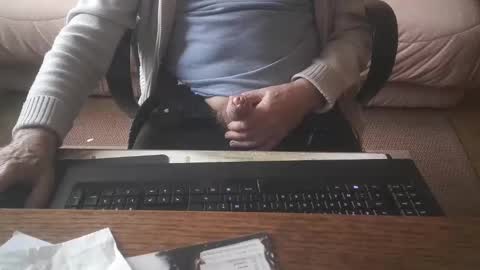 Snapshot of piavola chatting on May 2026 10:56:02 AM piavola online show from May 2026 10:56:02 AM