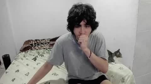 Snapshot of picaszomilos350 chatting on November 2025 11:05:01 AM picaszomilos350 online show from November 2025 11:05:01 AM