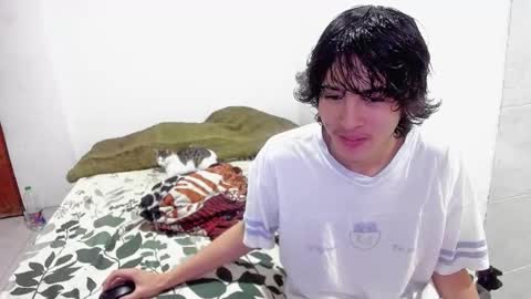 Snapshot of picaszomilos350 chatting on November 2025 11:02:02 AM picaszomilos350 online show from November 2025 11:02:02 AM