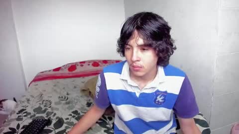 Snapshot of picaszomilos350 chatting on December 2025 11:59:01 AM picaszomilos350 online show from December 2025 11:59:01 AM