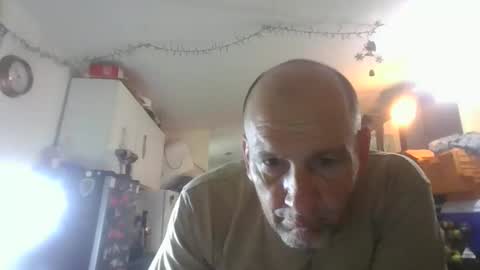 Snapshot of pierce702420 chatting on April 2026 05:21:02 PM pierce702420 online show from April 2026 05:21:02 PM