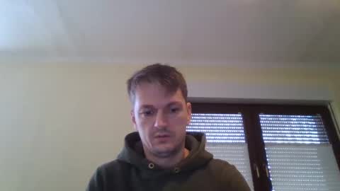 Snapshot of piercingsxxx chatting on December 2024 09:28:02 AM piercingsxxx online show from December 2024 09:28:02 AM