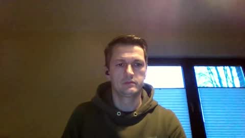 Snapshot of piercingsxxx chatting on January 2025 07:08:01 AM piercingsxxx online show from January 2025 07:08:01 AM