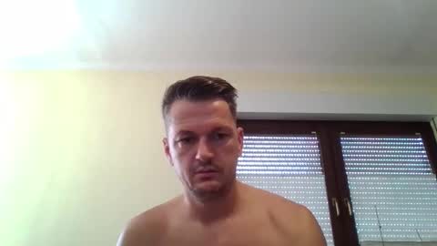 Snapshot of piercingsxxx chatting on September 2025 07:08:01 AM piercingsxxx online show from September 2025 07:08:01 AM