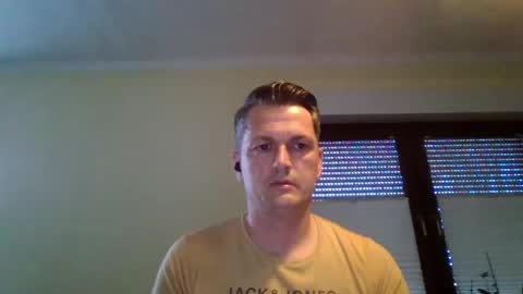 Snapshot of piercingsxxx chatting on April 2026 04:14:01 PM piercingsxxx online show from April 2026 04:14:01 PM