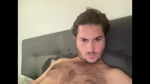 pierrot462900 online show from October 2025 01:31:01 PM