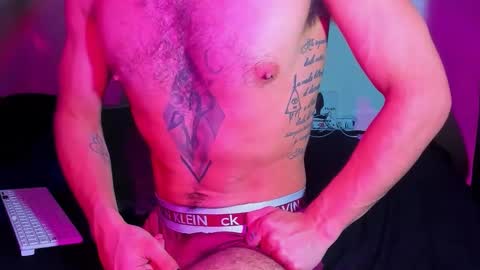 Snapshot of piggy_eddy chatting on March 2026 04:27:01 AM Eddy Brock... Its a pleasure to talk to... online show from March 2026 04:27:01 AM