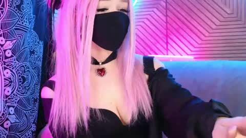Snapshot of pika_pikaa chatting on May 2026 11:45:02 PM Sonya online show from May 2026 11:45:02 PM