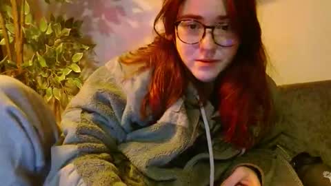 PilloGoddess online show from November 2025 08:36:02 AM