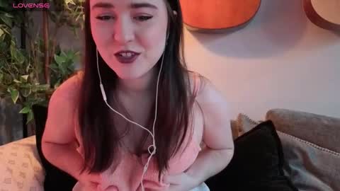 Snapshot of pillogoddess chatting on March 2026 06:16:02 AM PilloGoddess online show from March 2026 06:16:02 AM