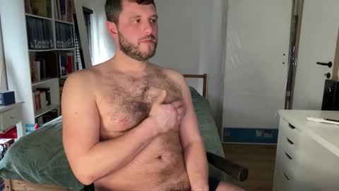 Snapshot of pilou7452 chatting on March 2026 12:08:01 PM pilou online show from March 2026 12:08:01 PM