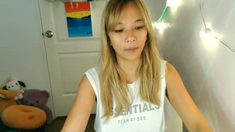 pinay beauty14 online show from February 2025 10:58:01 PM