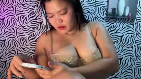 Hot Feb online show from November 2025 09:08:01 AM