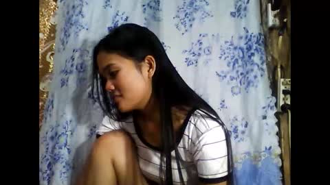 Snapshot of pinay_just18th chatting on February 2026 11:36:02 AM pinay_just18th online show from February 2026 11:36:02 AM