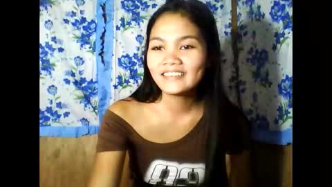 Snapshot of pinay_just18th chatting on April 2026 02:27:02 AM pinay_just18th online show from April 2026 02:27:02 AM