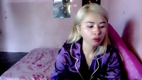 Snapshot of pinay_romancee chatting on February 2026 02:07:02 AM pinay_romancee online show from February 2026 02:07:02 AM