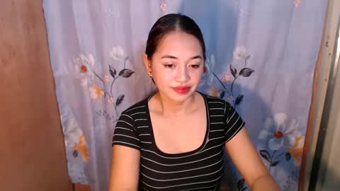 Snapshot of pinay_singlemomxs chatting on September 2025 04:12:02 AM pinay_singlemomxs online show from September 2025 04:12:02 AM