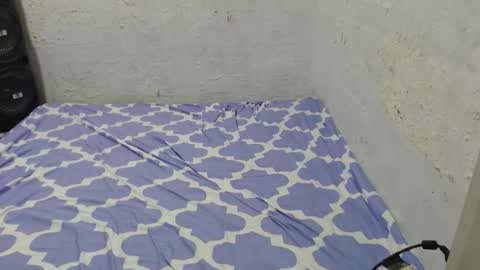 mhae-mhae online show from November 2025 02:27:01 PM